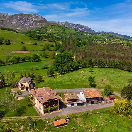 Penzion La Casona De Sovina Piloña Exteriér fotografie