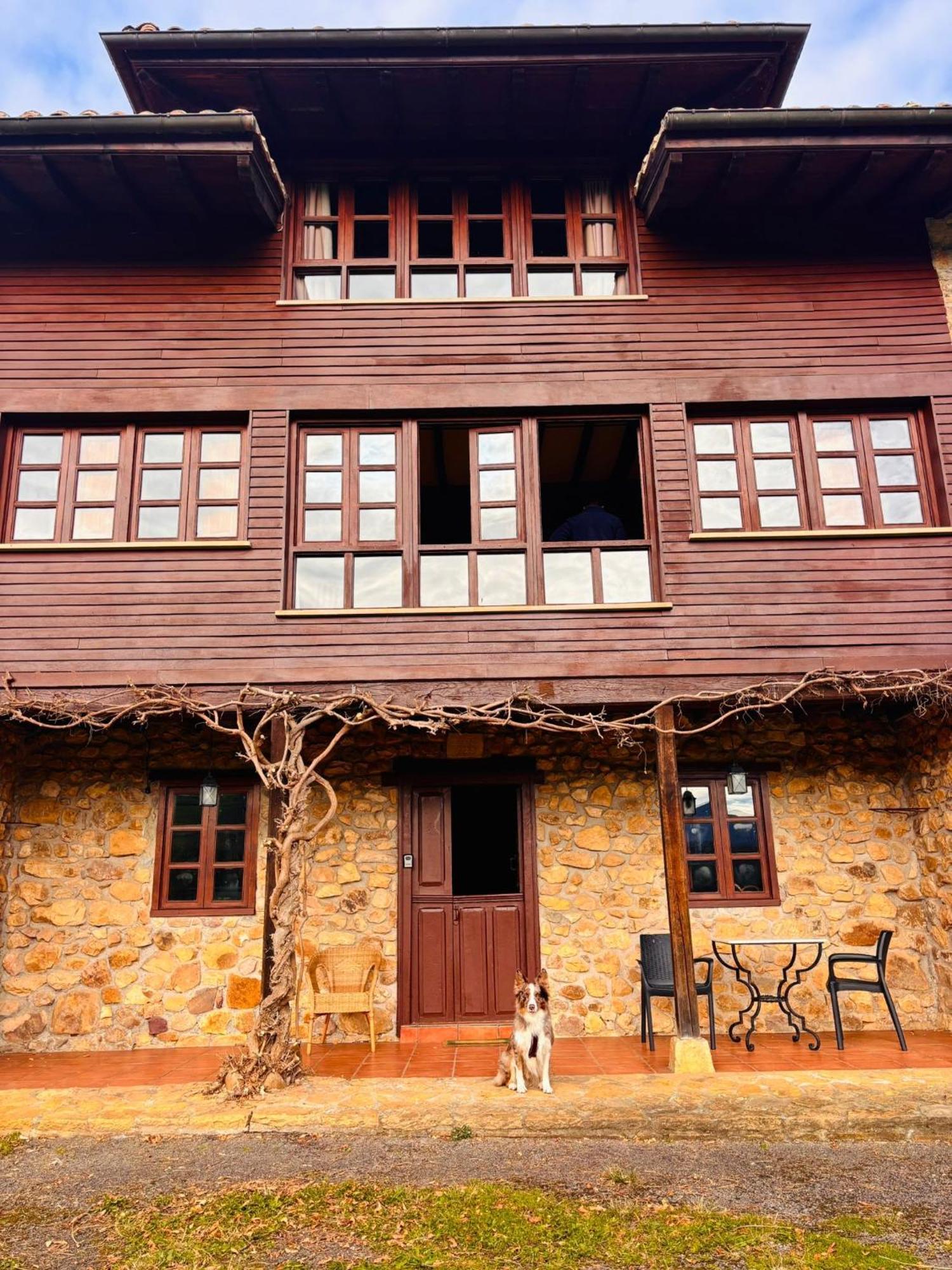 Penzion La Casona De Sovina Piloña Exteriér fotografie